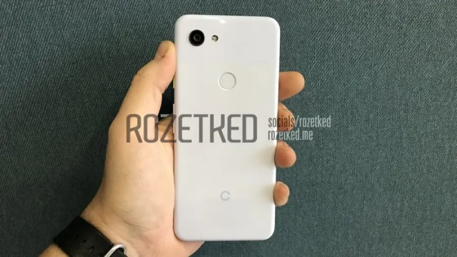 Spuntano le prime foto leaked di un presunto Google Pixel 3 Lite